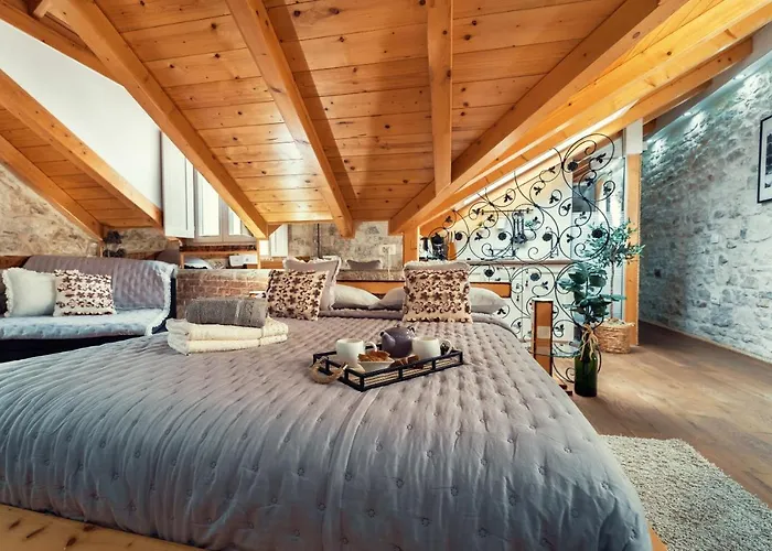 Apartment Gorgeous Historic *