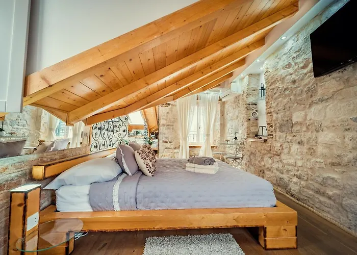 Gorgeous Historic Apartment